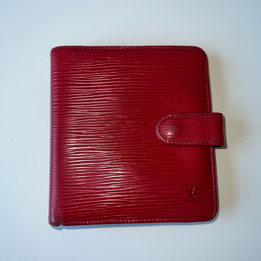 LOUIS VUITTON Red Epi Leather Wallet with Coin Pouch